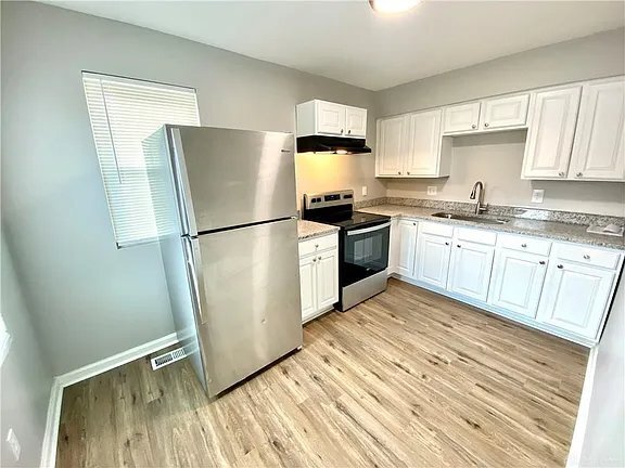 Photo - 2712 Melbourne Ave