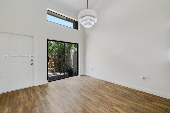 Building Photo - 10516 SW 112th Ave Rental