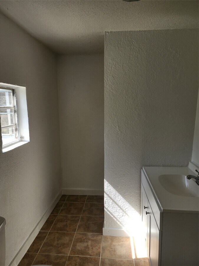 Photo - 211 Ave B Unit 1/2