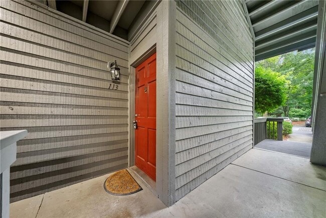 Photo - 113 Tuxworth Cir