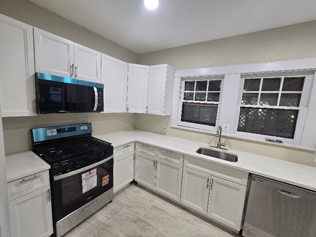 Photo - 107 N East Ave