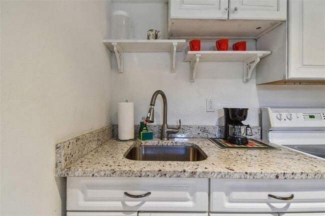 Photo - 1377 S Washington Ave