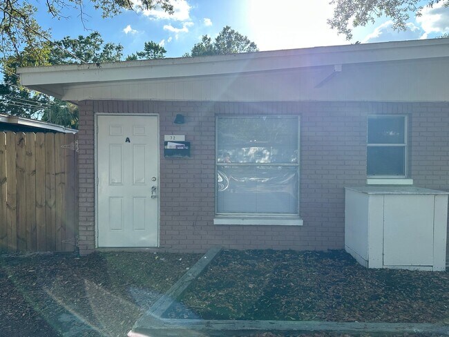 Building Photo - Justin01 Unit A Rental