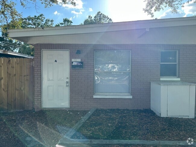 Building Photo - Justin01 Unit A Rental
