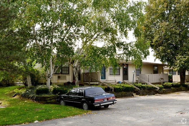 Plumwood Apartments - Plumwood Apartments