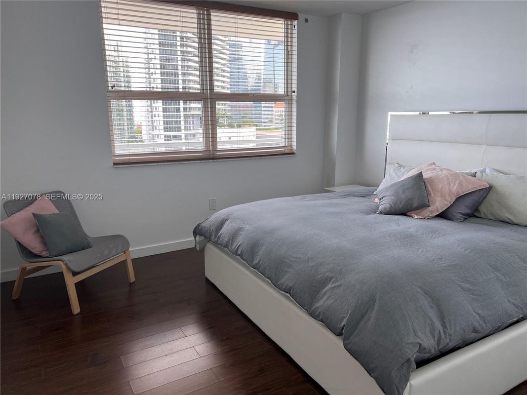 Photo - 1155 Brickell Bay Dr