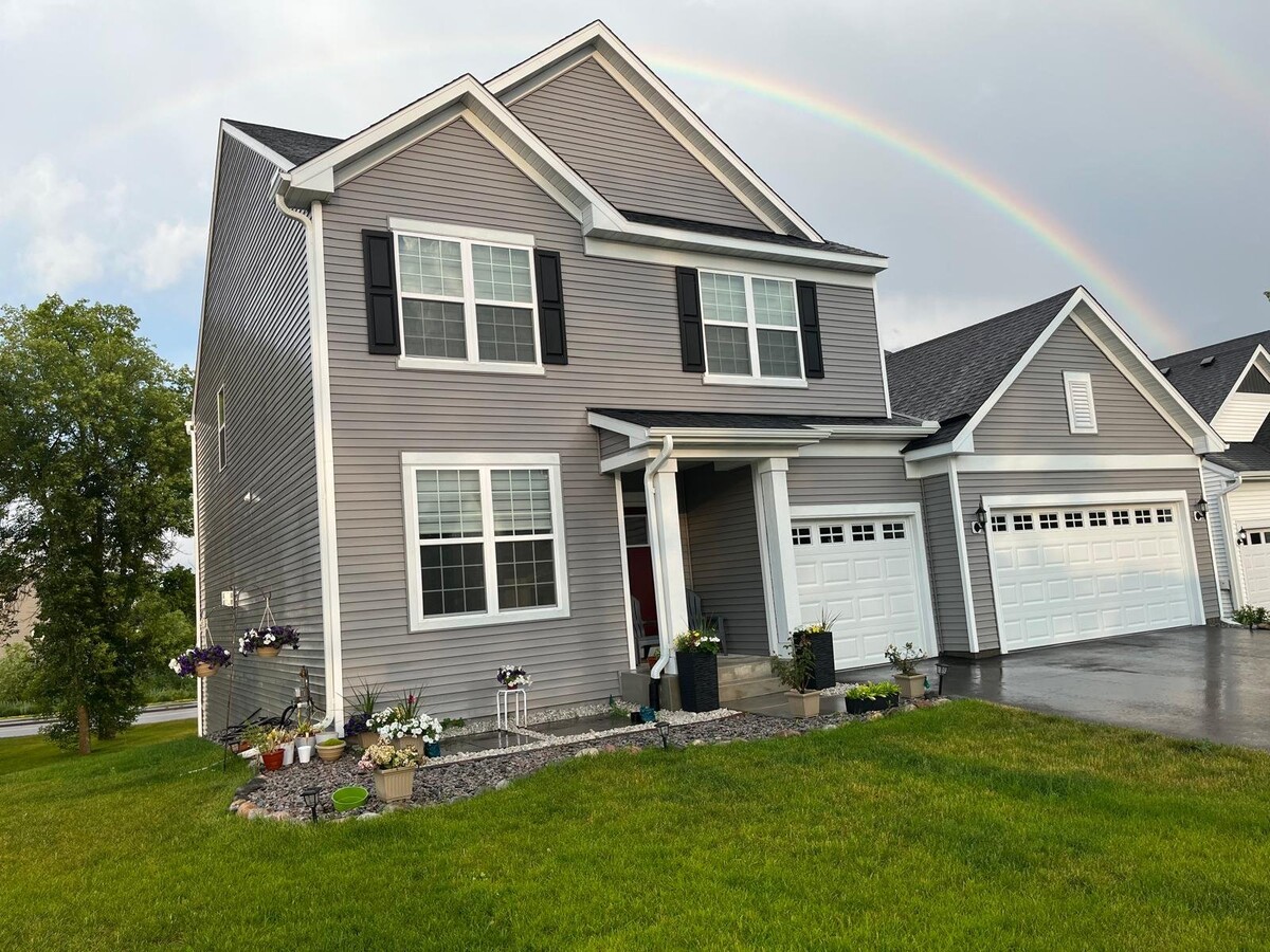 Photo - 5898 Urbandale Ct N