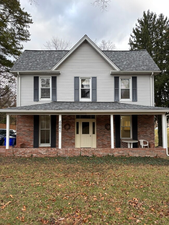 Photo - 6045 Old Washington Rd