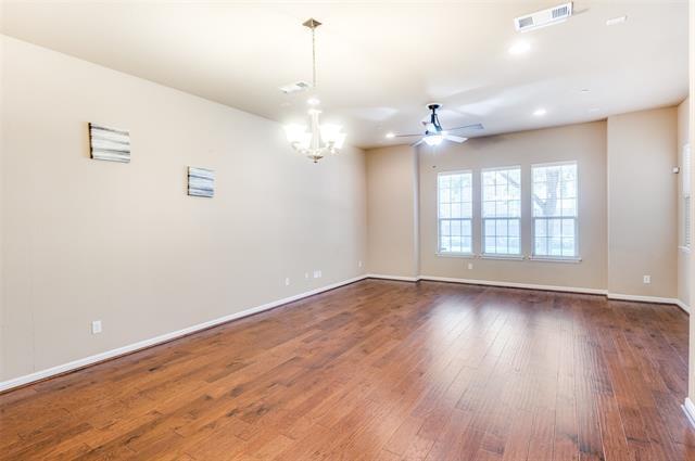 Photo - 1915 Luther Rd