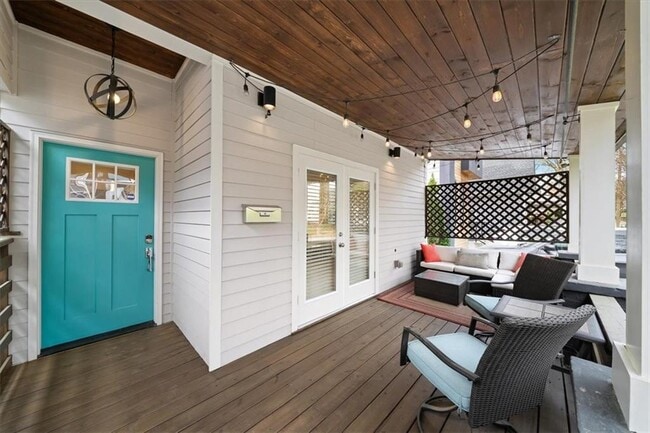 Photo - 655 McGruder St NE