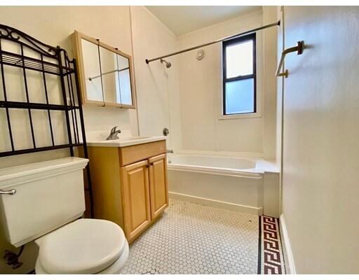 Photo - 6 Colliston Rd Unit 2