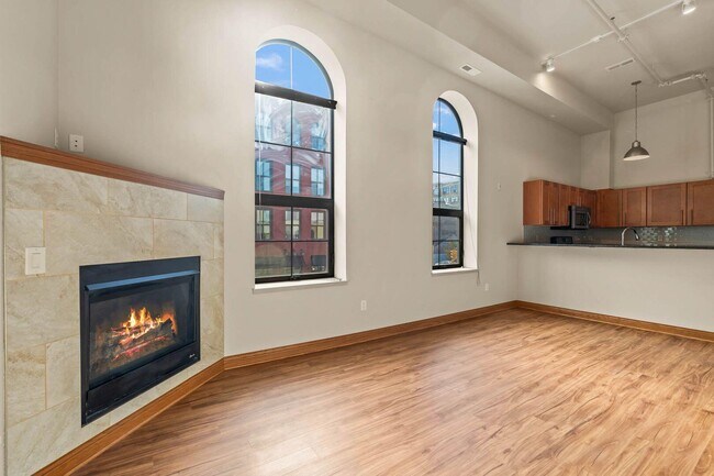 138 W Pittsburgh Ave