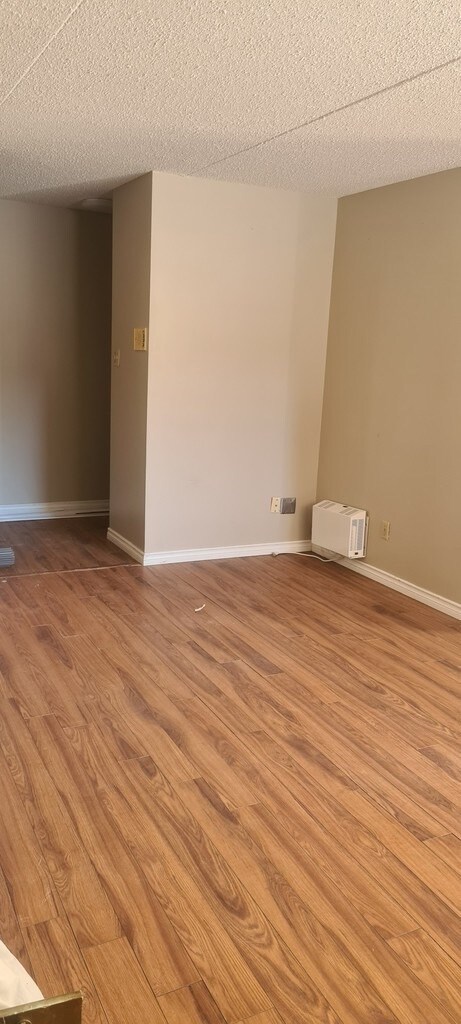 Photo - 31 Centennial St