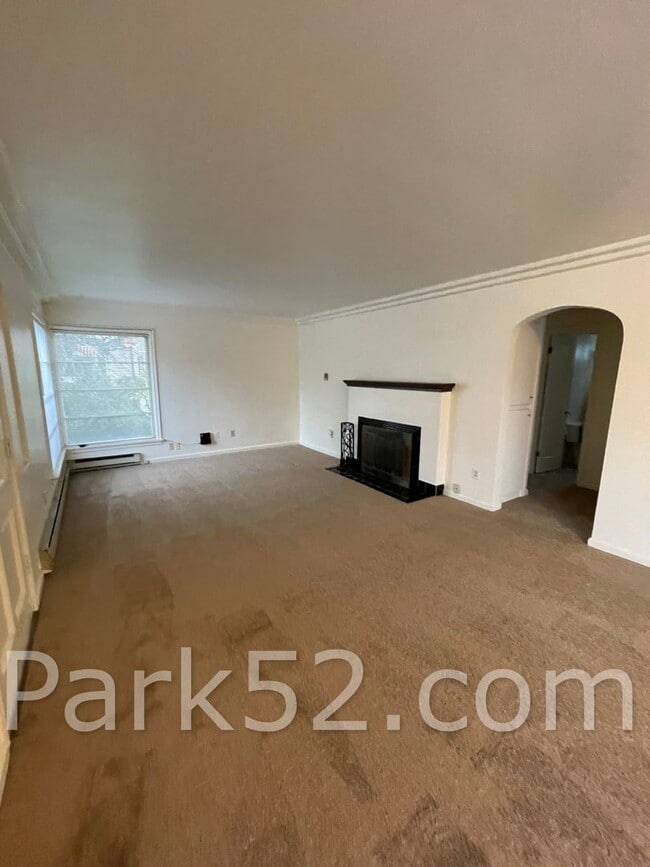 Photo - 1002 S Oakes St