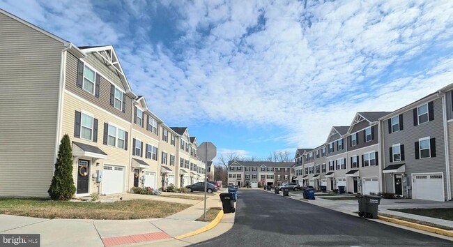 Photo - 203 Sage Cir