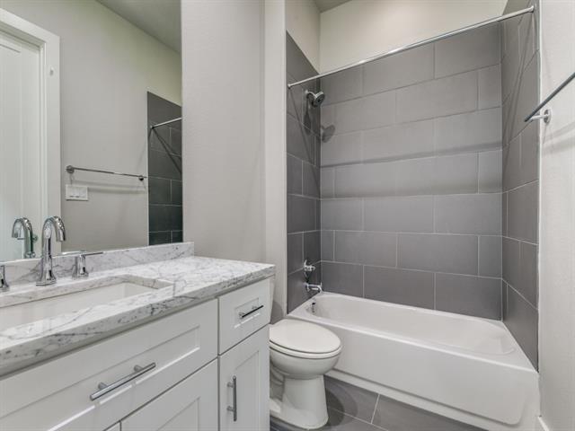 Photo - 3816 Roseland Ave Unidad C 200
