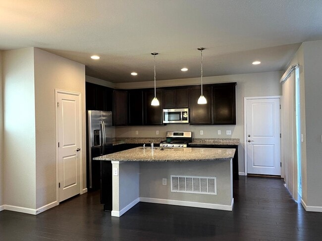Photo - 12712 Zenobia St