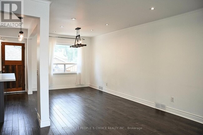 Photo - 7 N Heights Rd