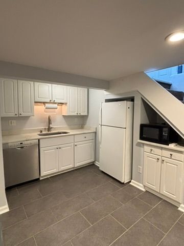 Photo - 625 Cleveland Ave