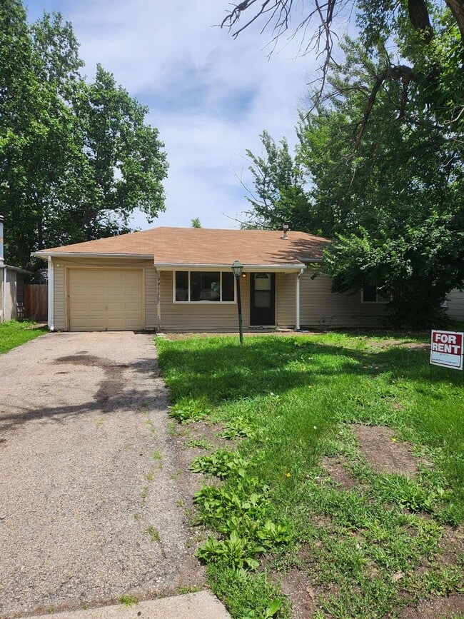 SINGLE FAMILY HOME - SINGLE FAMILY HOME