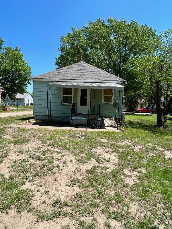 Photo - 856 Custer St