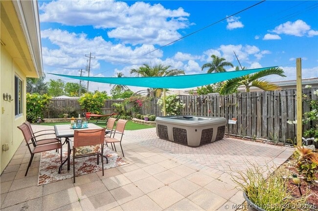 161 SE 5th Ct