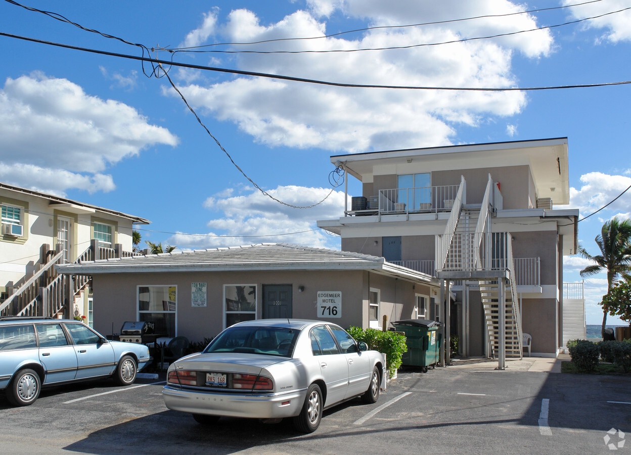 Edgemeer Motel - Edgemeer Motel