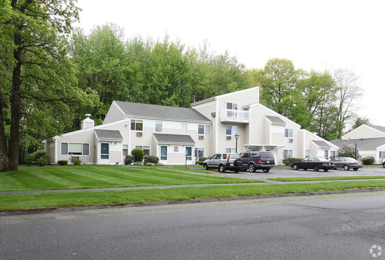 Photo - Pheasant Hill Village Apartments