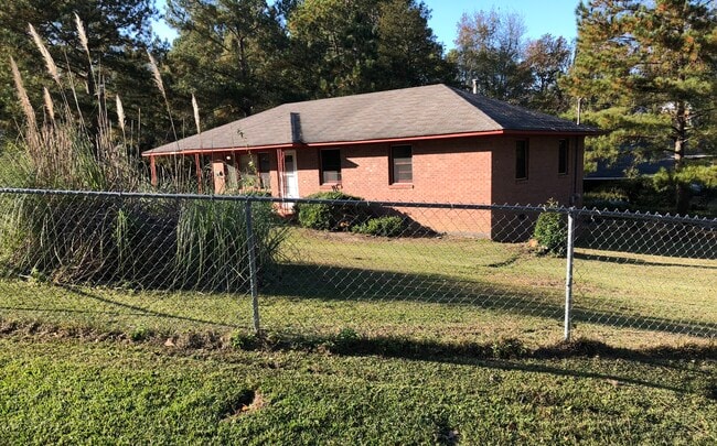 Photo - 1846 Colony Dr
