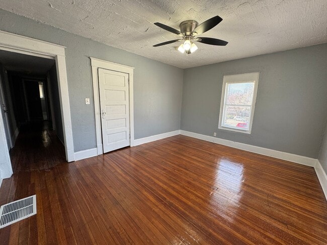1517 E Michigan St Unidad 2