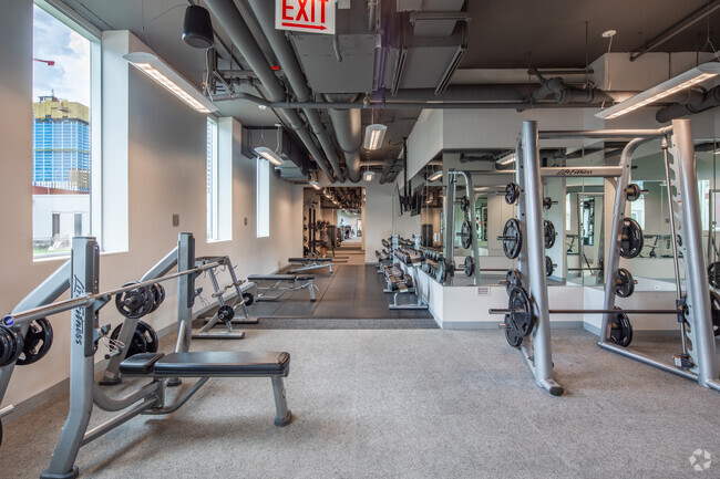 Fitness Center - 1000 South Clark Apartments