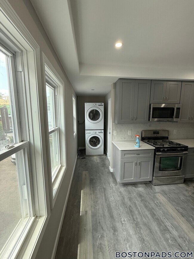 Photo - 16 Long Ave Unidad 2