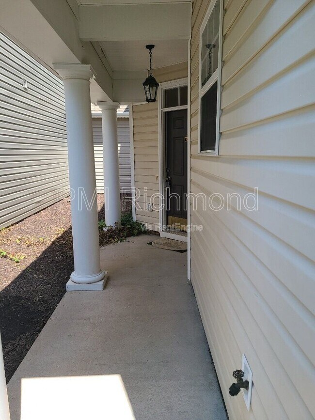 Photo - 1252 Providence Knoll Dr
