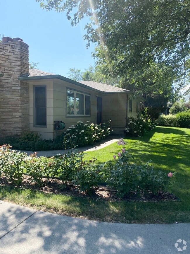 Building Photo - 1446 Norman Park Dr Rental