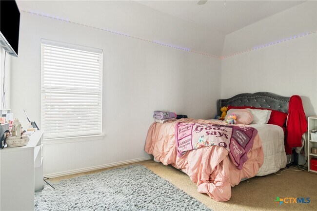 Photo - 1002 Wallin Farms Cove