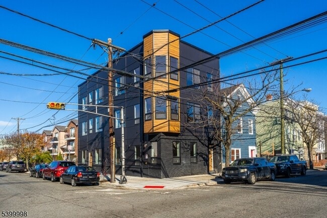 Photo - 108 Fleming Ave Unit 1A