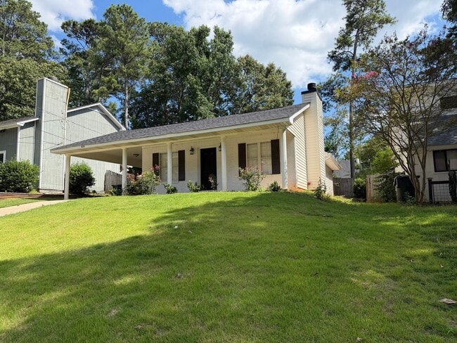 Building Photo - Super Cute One Level Home in Shelton Park