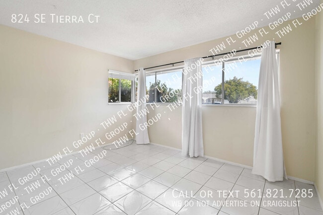 Photo - 824 SE Tierra Ct