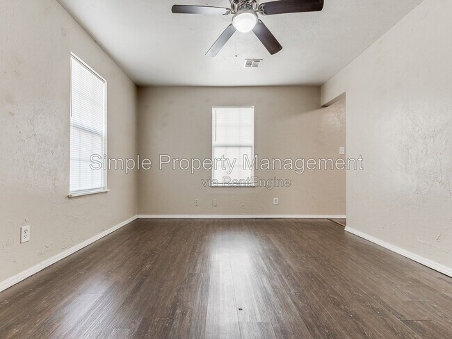 Photo - 2040 NE Grand Blvd