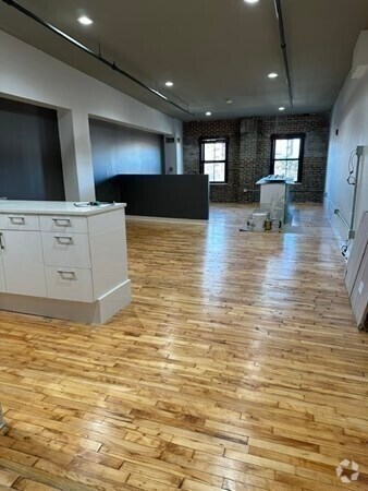 Building Photo - 70-72-72 Northampton St Unit 301 Rental