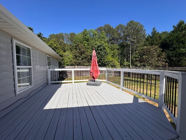 Photo - 206 Lindell Dr