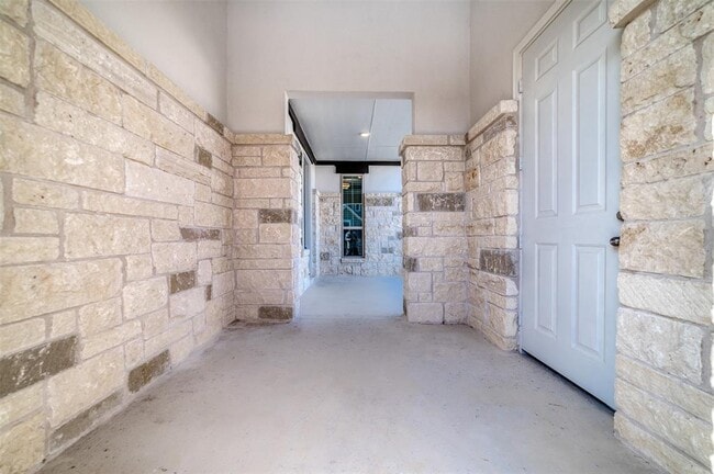 Photo - 19500 Summit Glory Trl