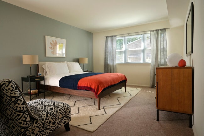 Radwyn Apartments