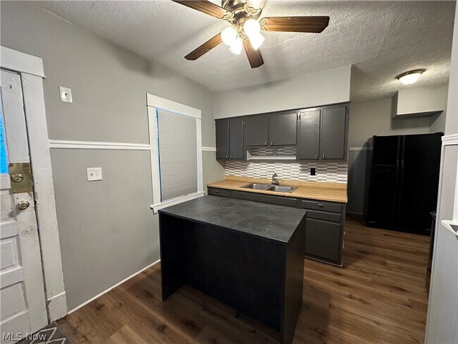 Photo - 4408 Alpha Ave Unit Down