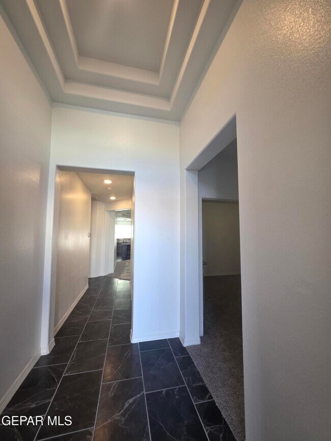 Photo - 4889 Christian Azcarate St