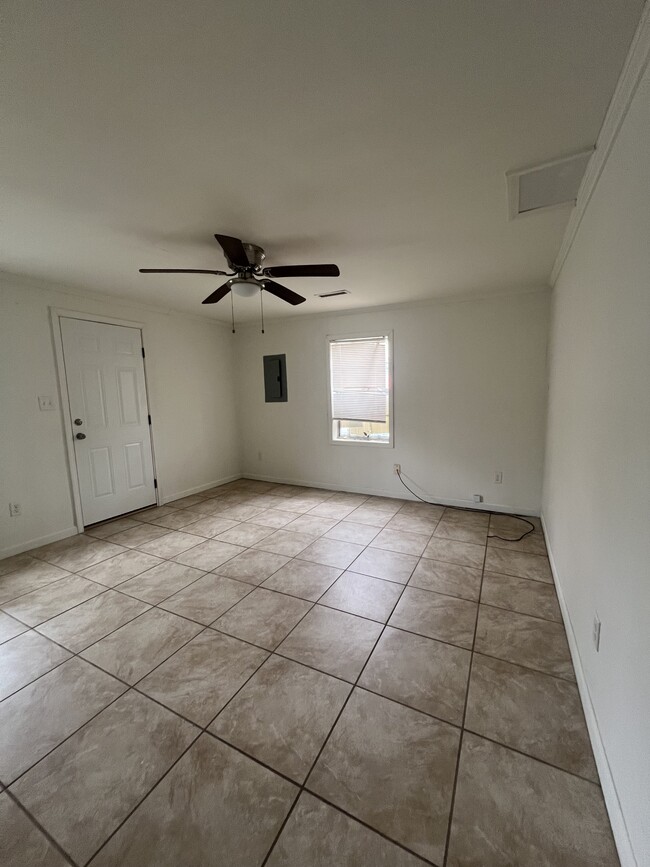 Photo - 314 Carr Ave