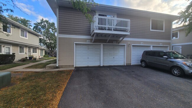 Photo - 1426 Bear Flag Dr Townhome