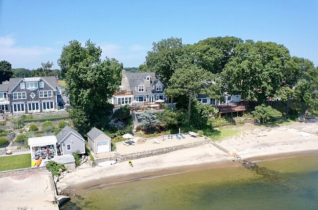 Photo - 55 Shore Rd House