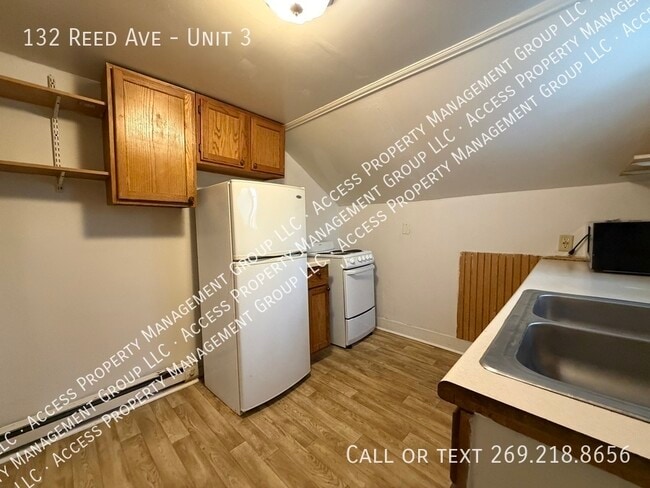 Photo - 132 Reed St Unit 3