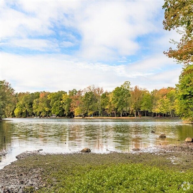 Lake Norman - Lakeside Rental